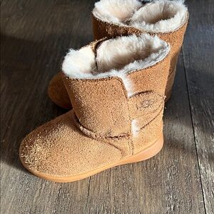 UGG Chestnut Shearling Boots